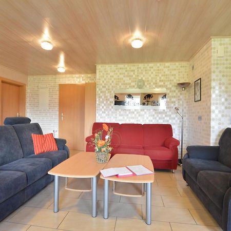 Comfy Holiday Home In Burg Reuland With Sauna Terrace Bbq エクステリア 写真