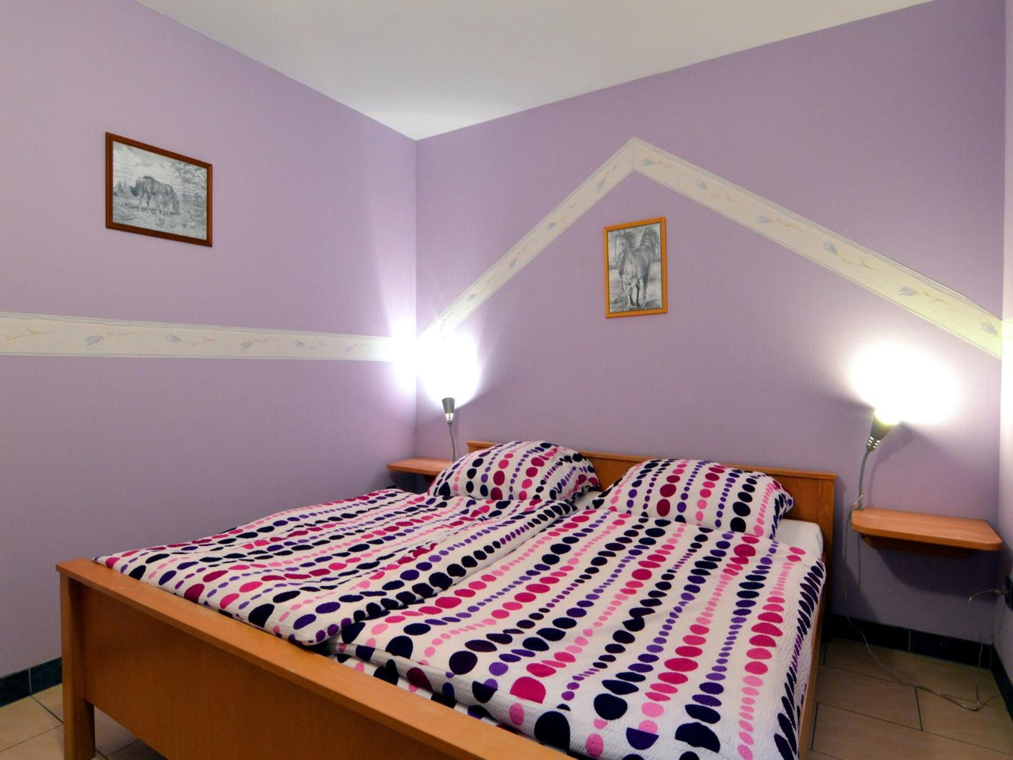 Comfy Holiday Home In Burg Reuland With Sauna Terrace Bbq エクステリア 写真