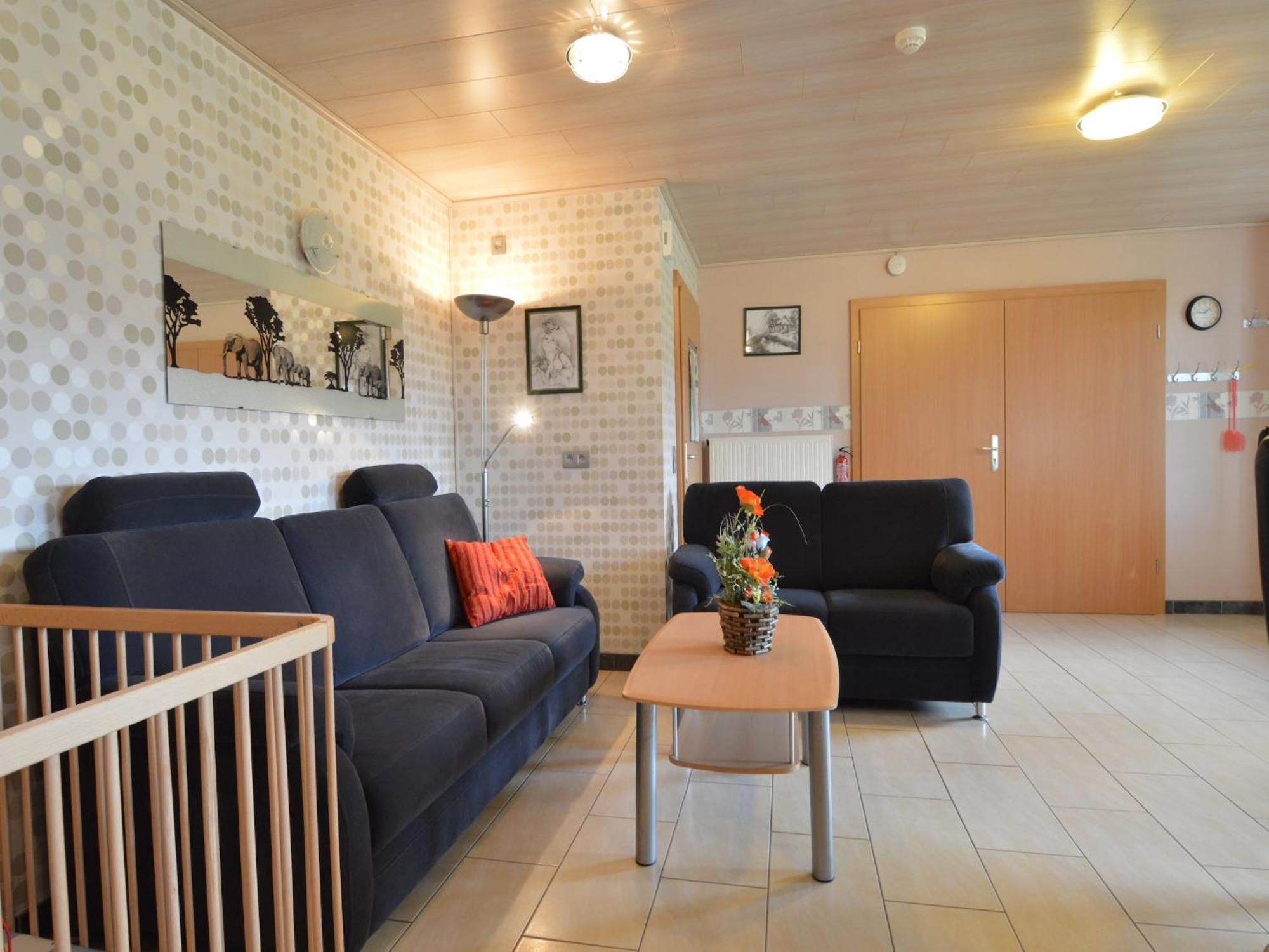 Comfy Holiday Home In Burg Reuland With Sauna Terrace Bbq エクステリア 写真