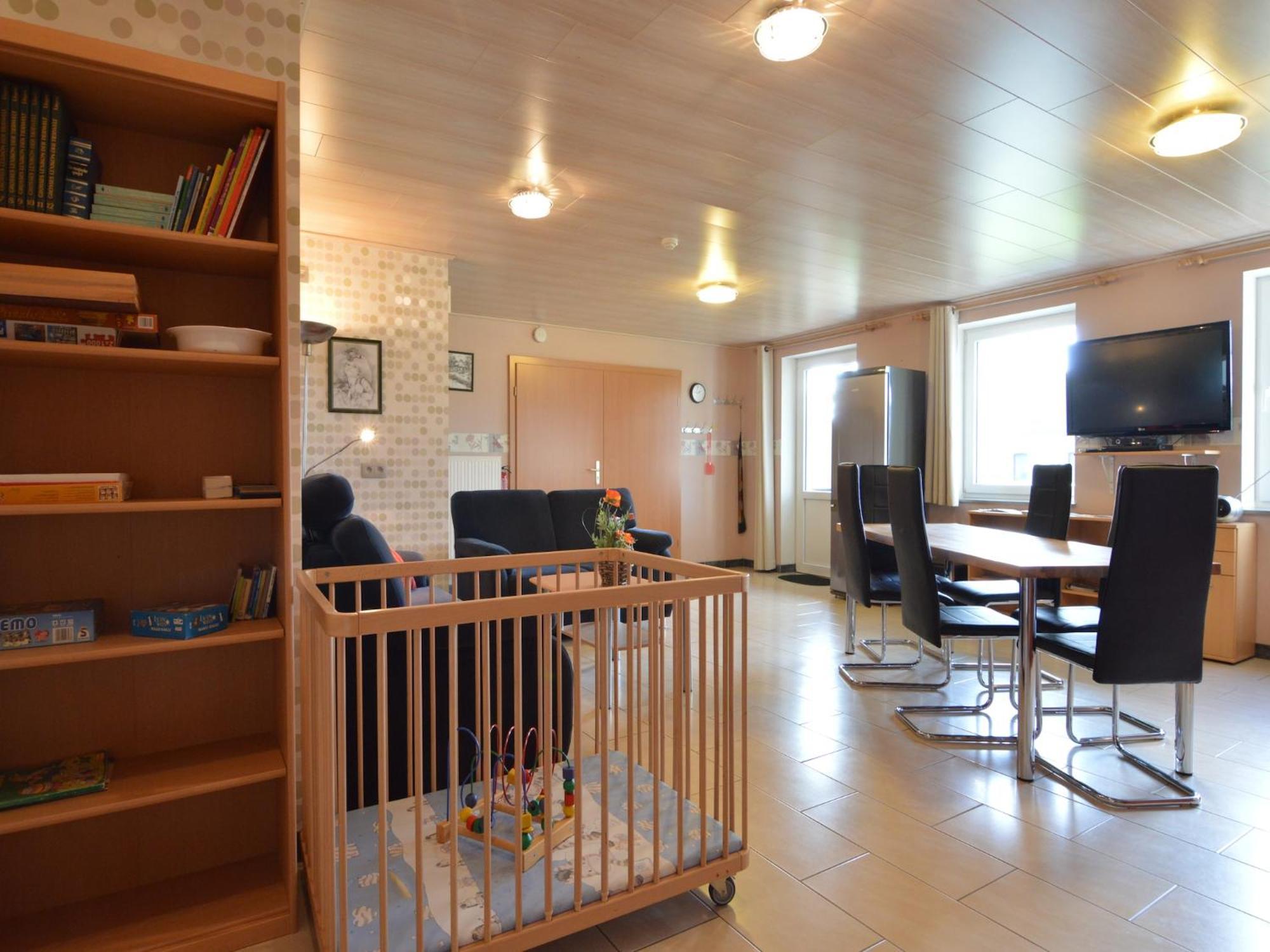 Comfy Holiday Home In Burg Reuland With Sauna Terrace Bbq エクステリア 写真