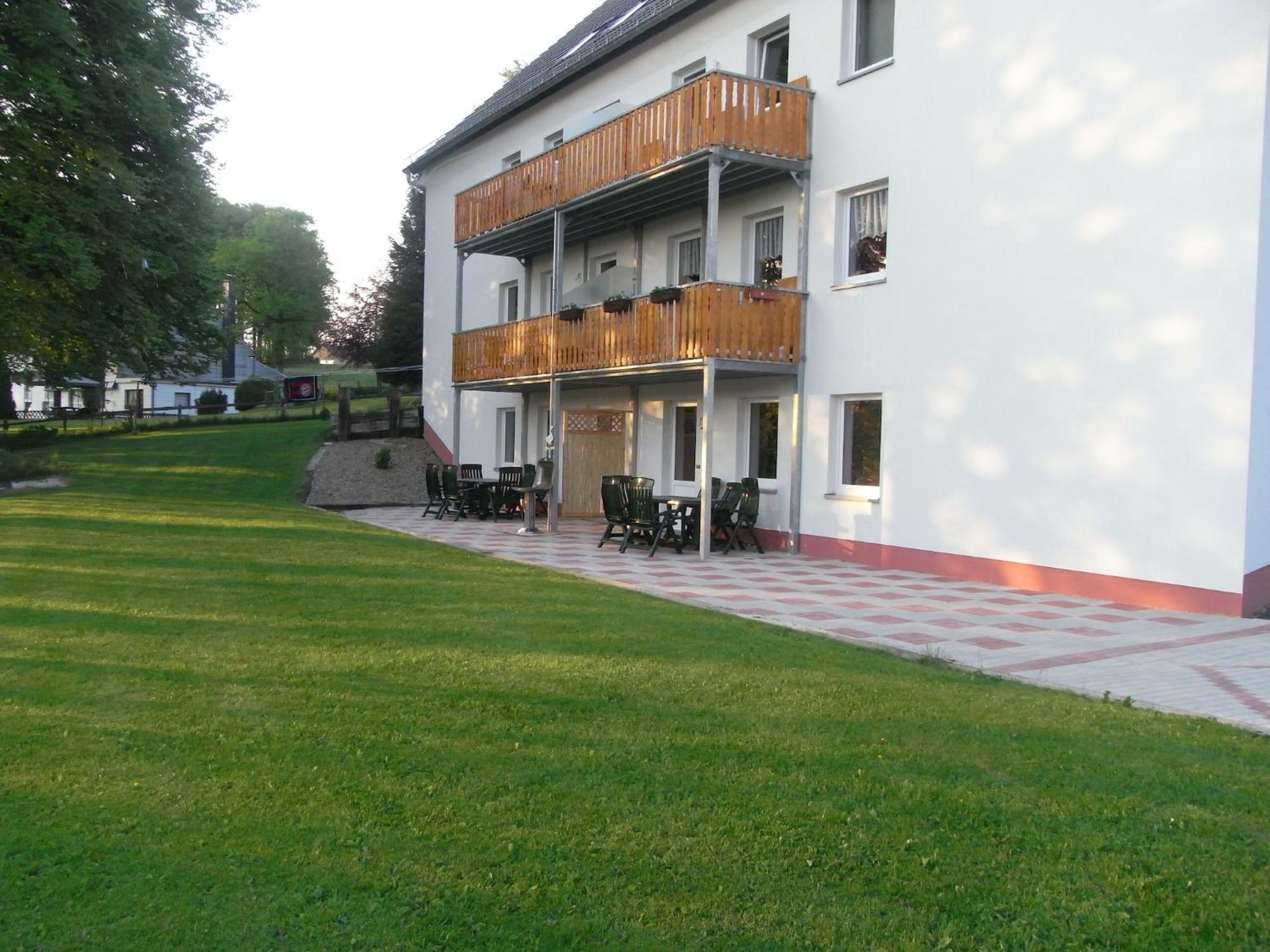 Comfy Holiday Home In Burg Reuland With Sauna Terrace Bbq エクステリア 写真